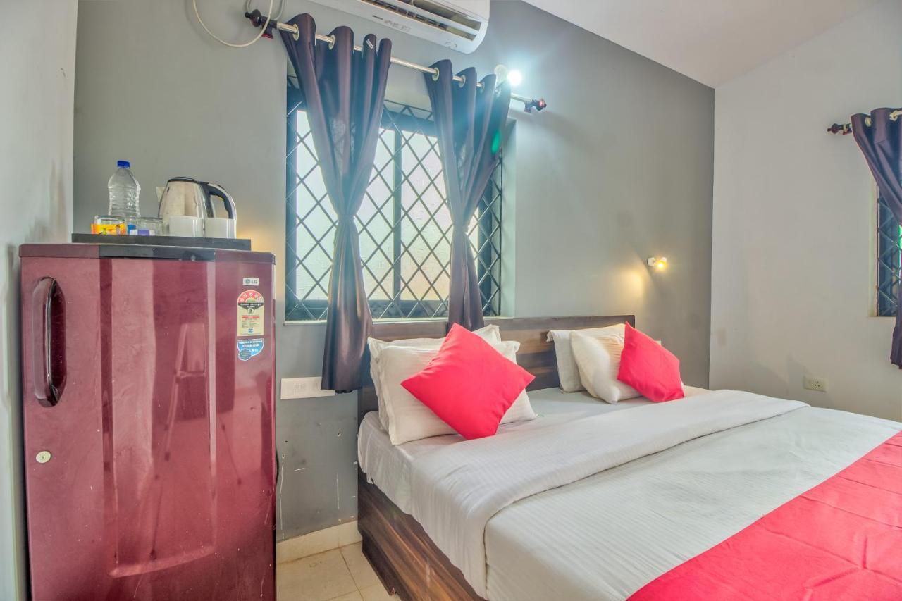 Beach Doorz Hotel Baga Exterior foto